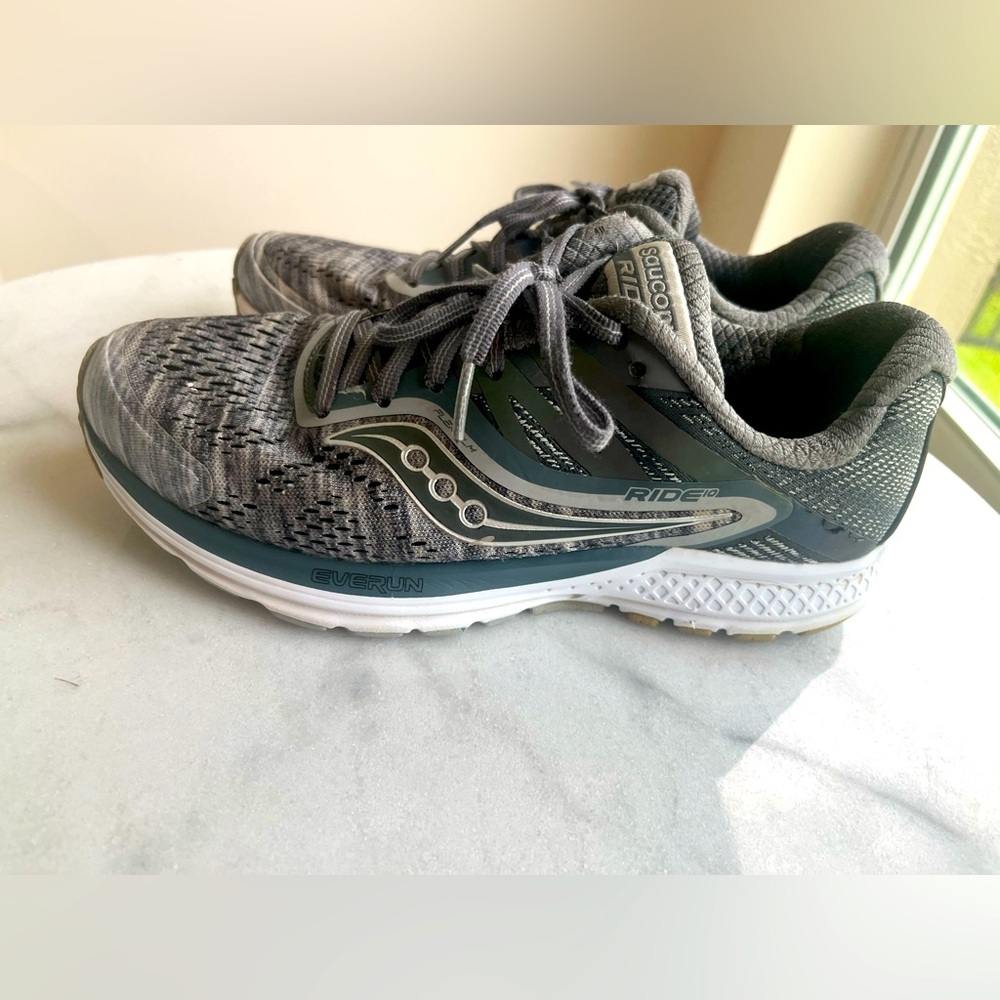 Saucony Ride 10 Everun Women’s Athletic Running Shoes Low Top Lace Up SIZE 7